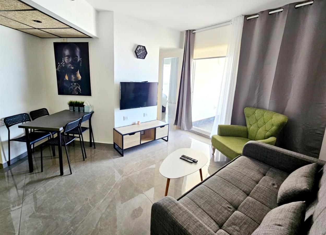 Go To Apartments In Leonardo Bat Yam Esterno foto