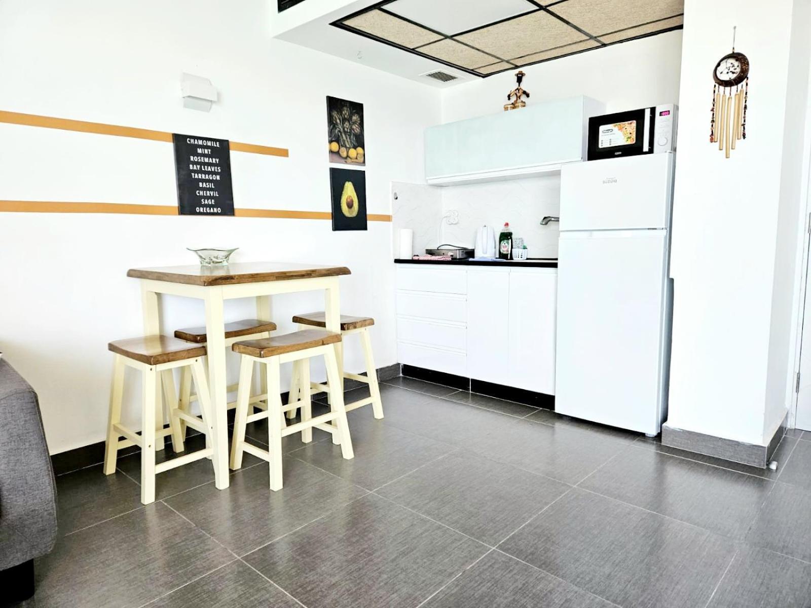 Go To Apartments In Leonardo Bat Yam Esterno foto
