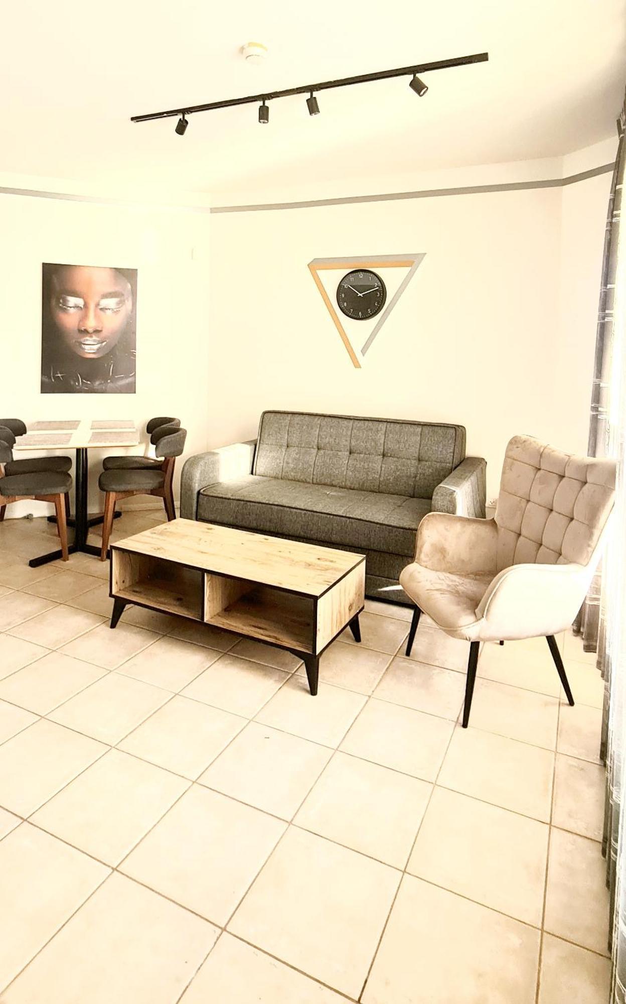 Go To Apartments In Leonardo Bat Yam Esterno foto